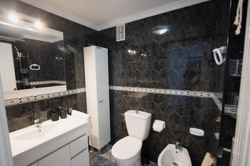 טורמולינוס Love Rent4 Malaga La Torre De La Roca מראה חיצוני תמונה