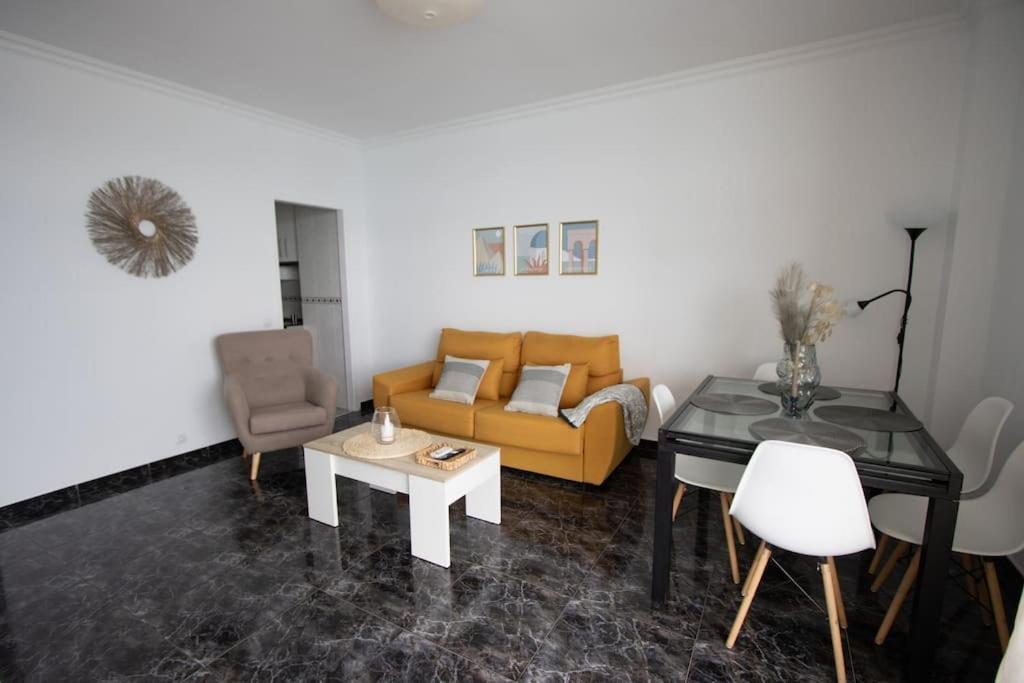טורמולינוס Love Rent4 Malaga La Torre De La Roca מראה חיצוני תמונה